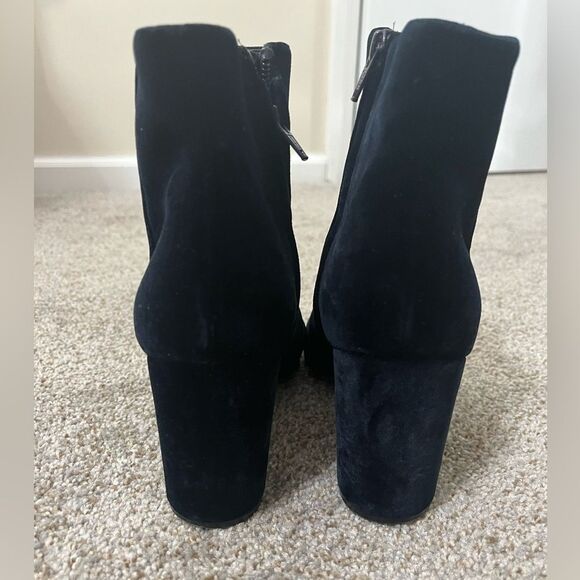 CLUB MONACO Velvet navy blue booties - Picture 9 of 11